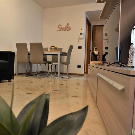 Garda Smile Apartment Riva del Garda Exterior foto